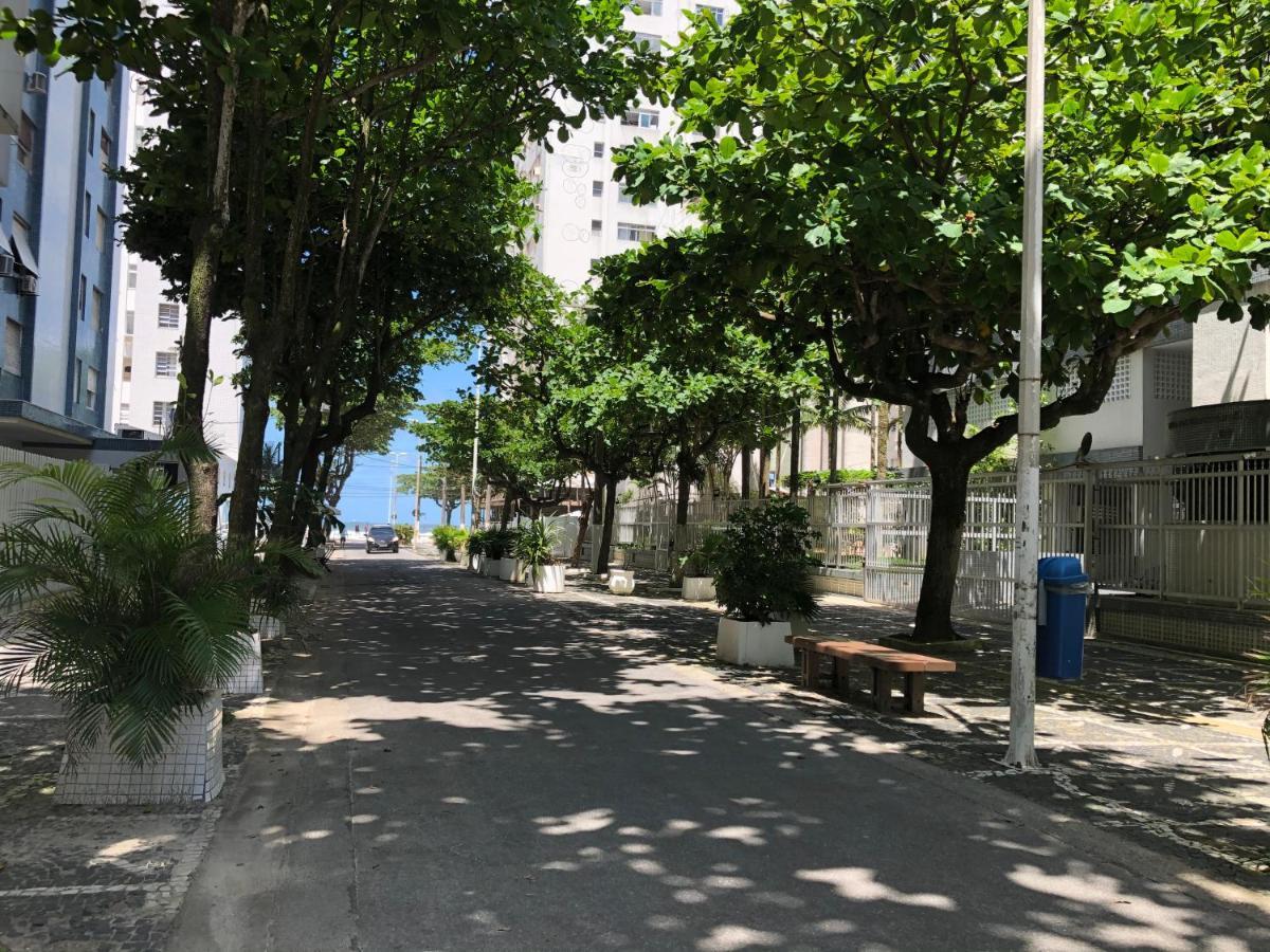 Apto Aconchegante, Bem Localizado, Churrasqueira Na Varanda, Servico De Limpeza Diaria, Servico De Praia - Pitangueiras - Guarujá Kültér fotó