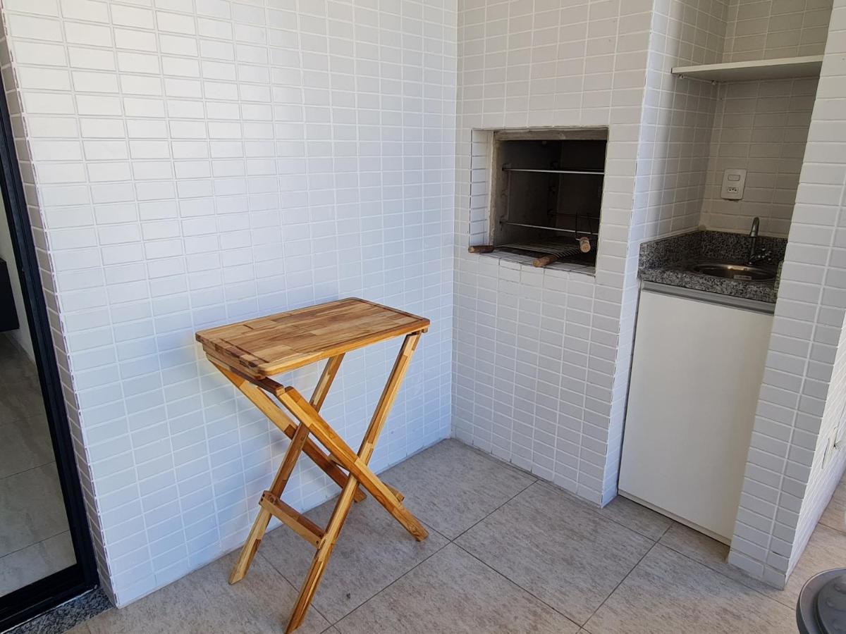 Apto Aconchegante, Bem Localizado, Churrasqueira Na Varanda, Servico De Limpeza Diaria, Servico De Praia - Pitangueiras - Guarujá Kültér fotó